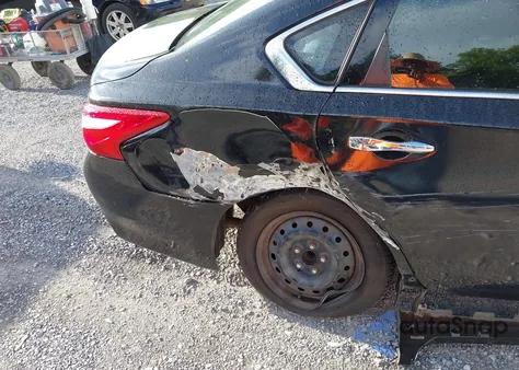 2016 Nissan Altima 2.5/2.5 S/2.5 Sl/2.5 Sr/2.5 Sv z USA, uszkodzony, nr VIN 1N4AL3AP9GC226738